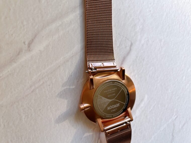 ノードグリーンのムーミンコラボ腕時計ストラップ交換